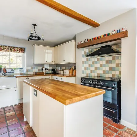 Casa rural Stunning Yew Tree *