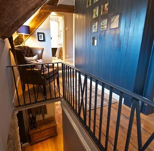 Stunning Yew Tree Westow