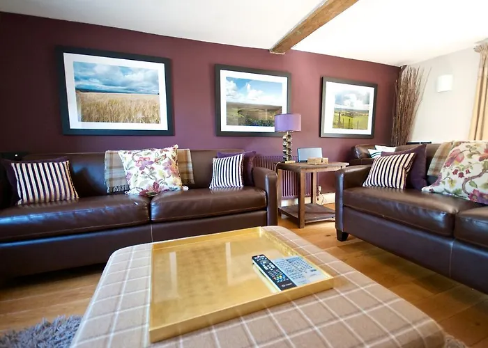 Stunning Yew Tree * Westow