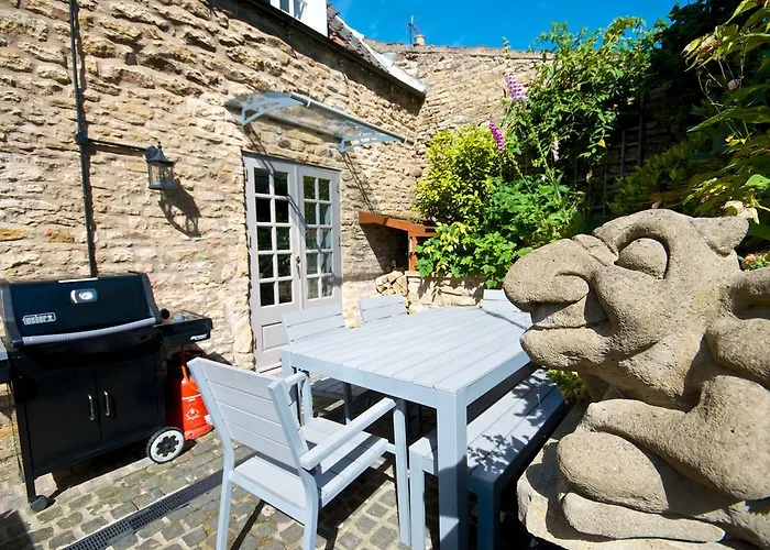 Stunning Yew Tree Country house