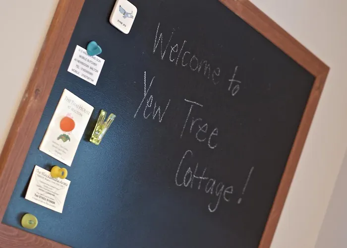 Stunning Yew Tree Country house Westow