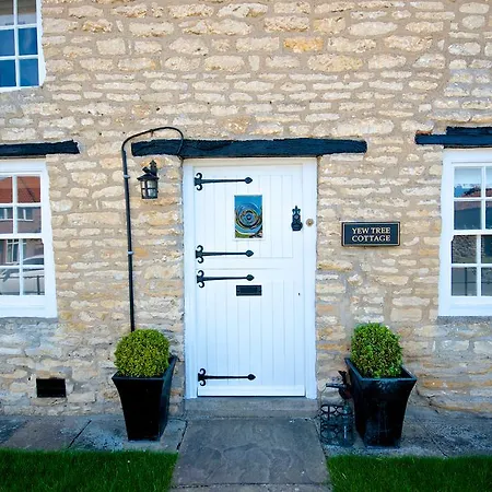 斯达林紫杉树乡村民宿 Westow