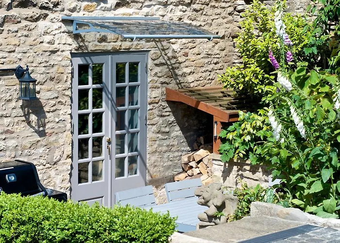 Stunning Yew Tree Country house