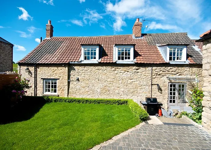 Stunning Yew Tree Country house